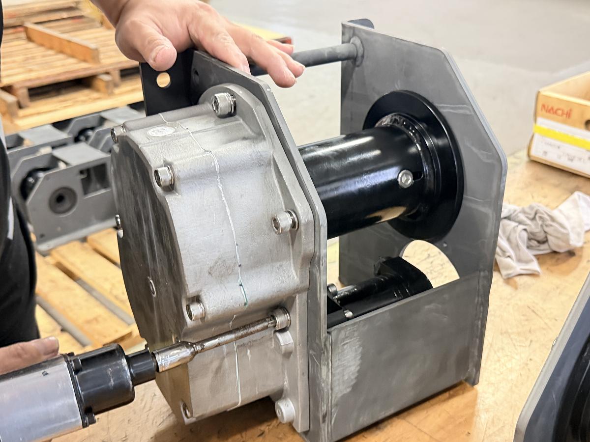 COMEUP - 500KG Custom Hydraulic Winch
